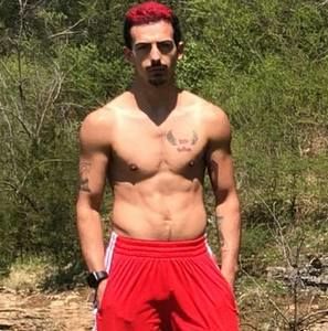 Meet your Posher, Destiny